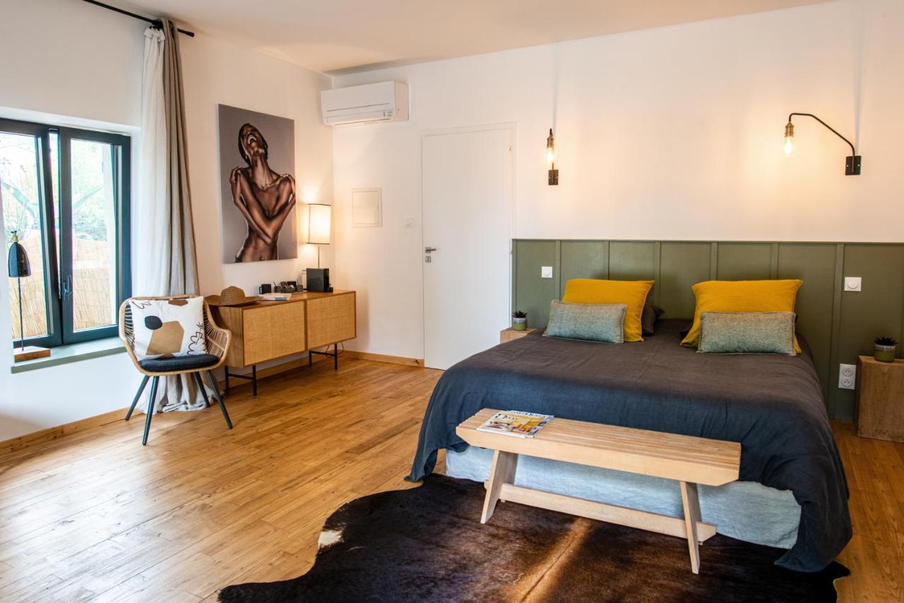 Small Double Room,1201864339:JPEG